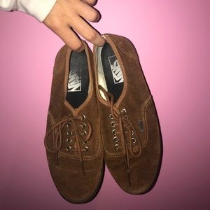 pretty sick brown suede lo pro vans